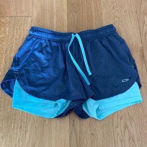 Woman champion shorts. Size m